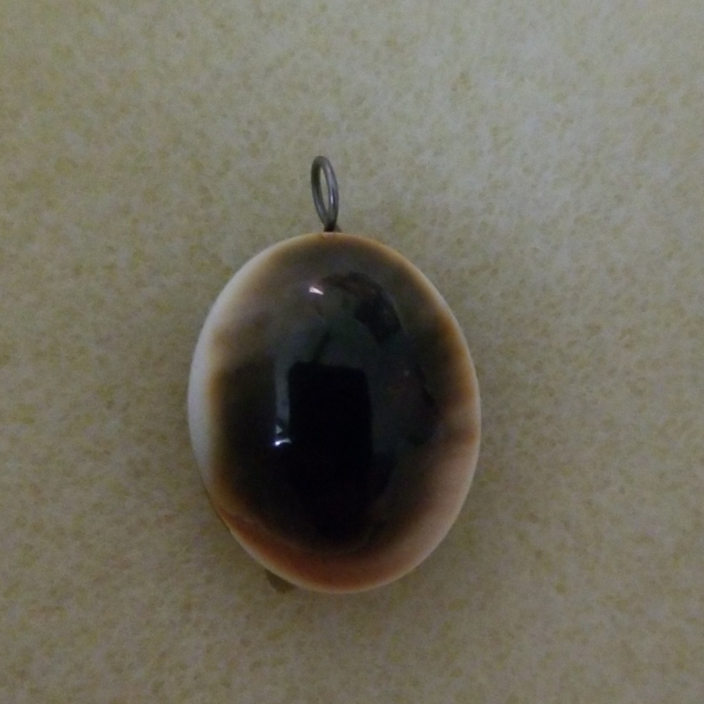 Lavina Sea Shell Coconut Pendant Hand Carved Bali